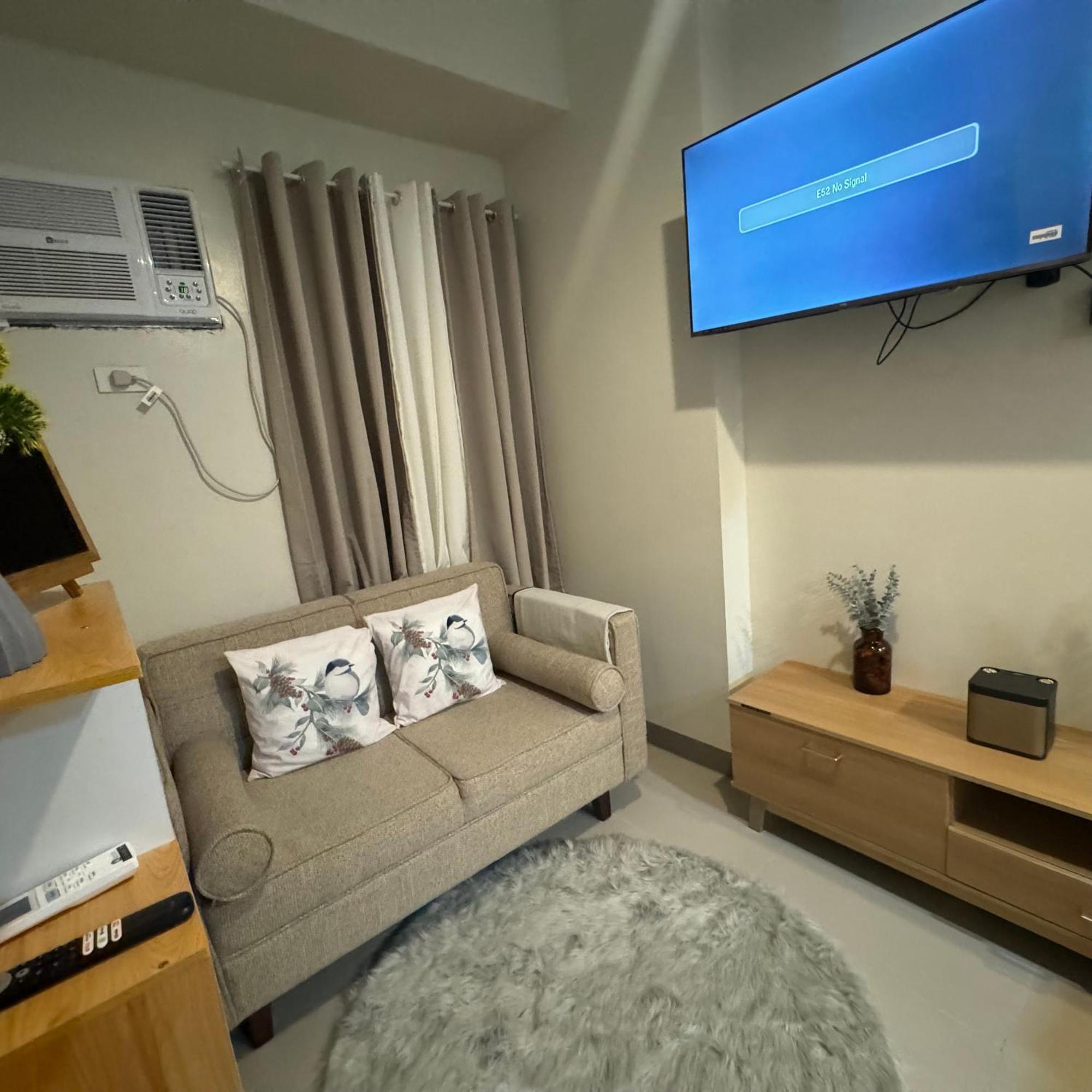 The J-Ma Ultiescape Charm Residences Condo Cainta Zewnętrze zdjęcie